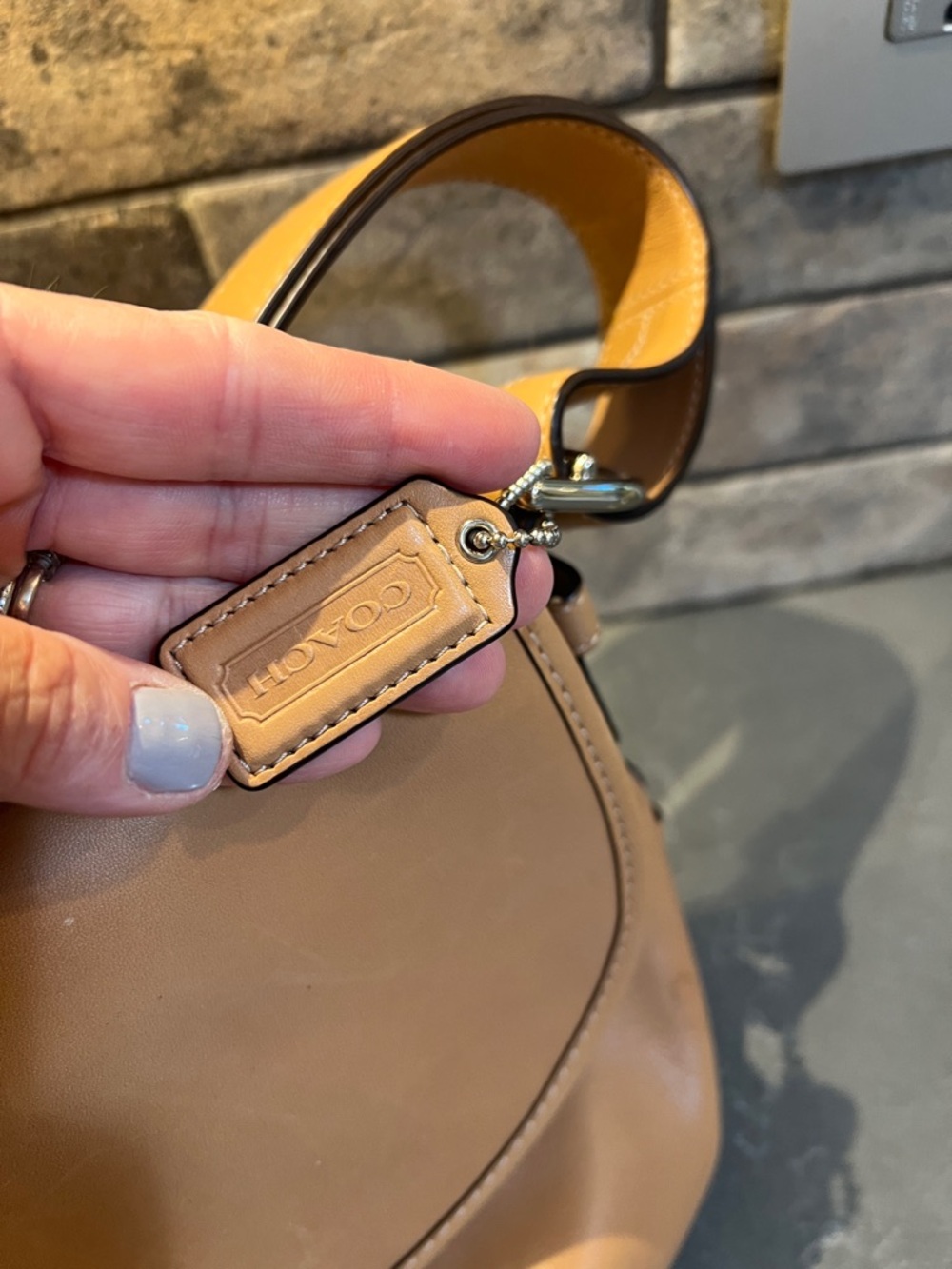 Vintage Coach Legacy Flap Duffle with Turn-Lock - Picture 3 of 7
